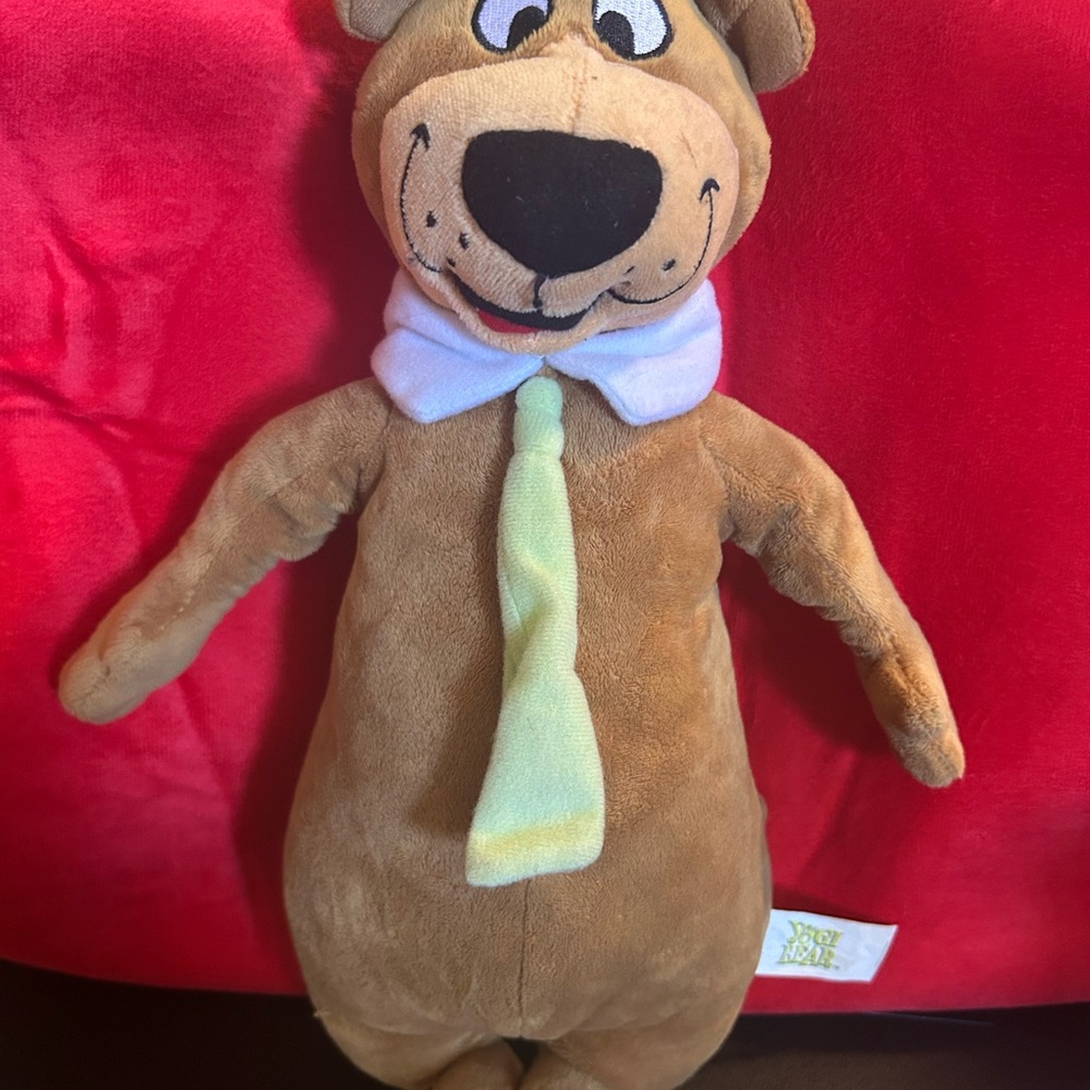 Yogi Bear 12 Inch Plush Stuffed Figure Hanna Barbera green hat and tie